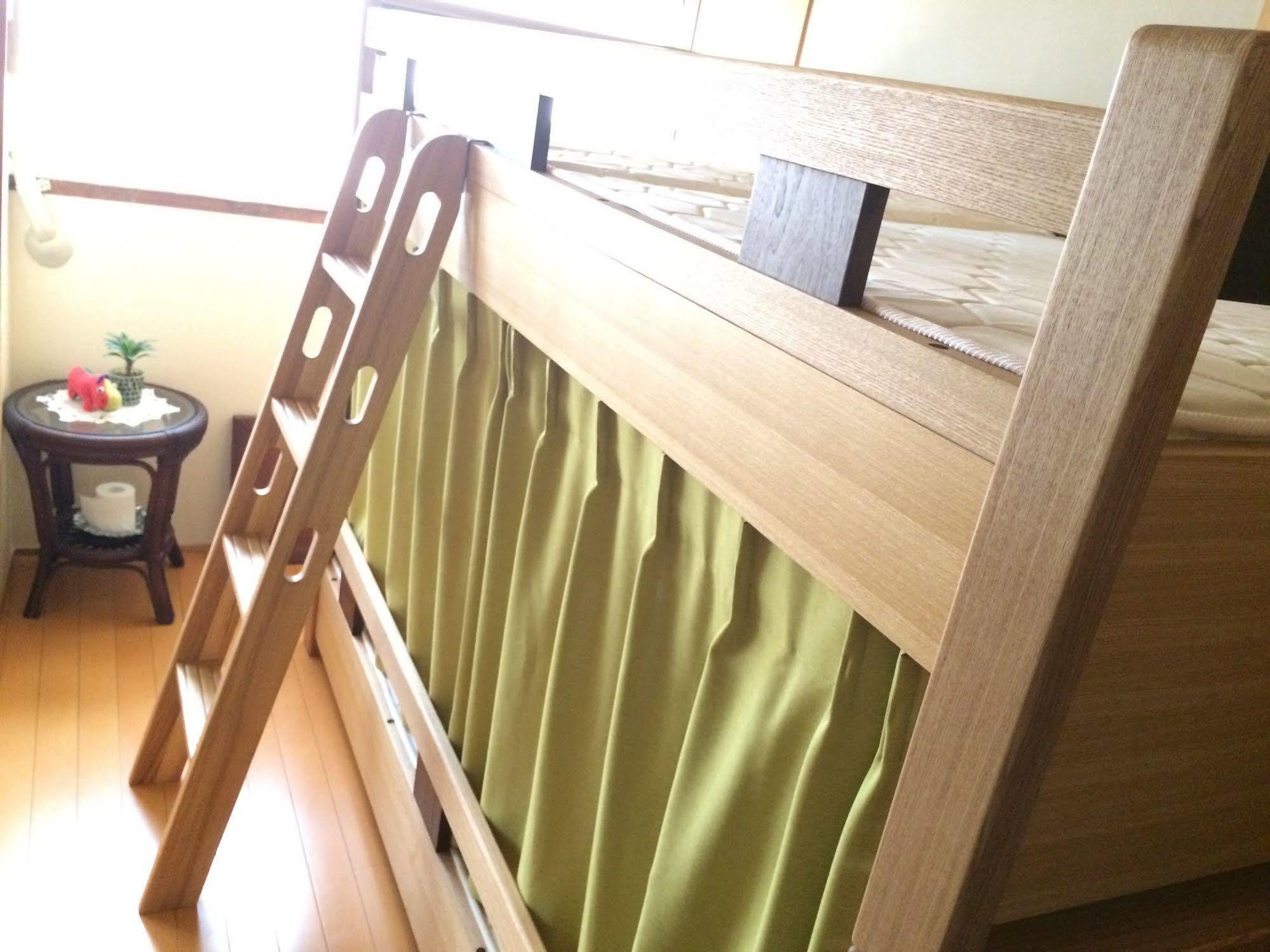 Guesthouse Oasis โอซาก้า ภายนอก รูปภาพ